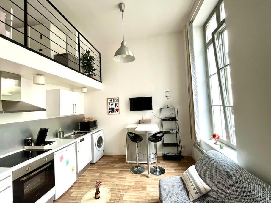 Tres Bel Appartement A 2 Pas Du Theatre Sebastopol Lille Luaran gambar